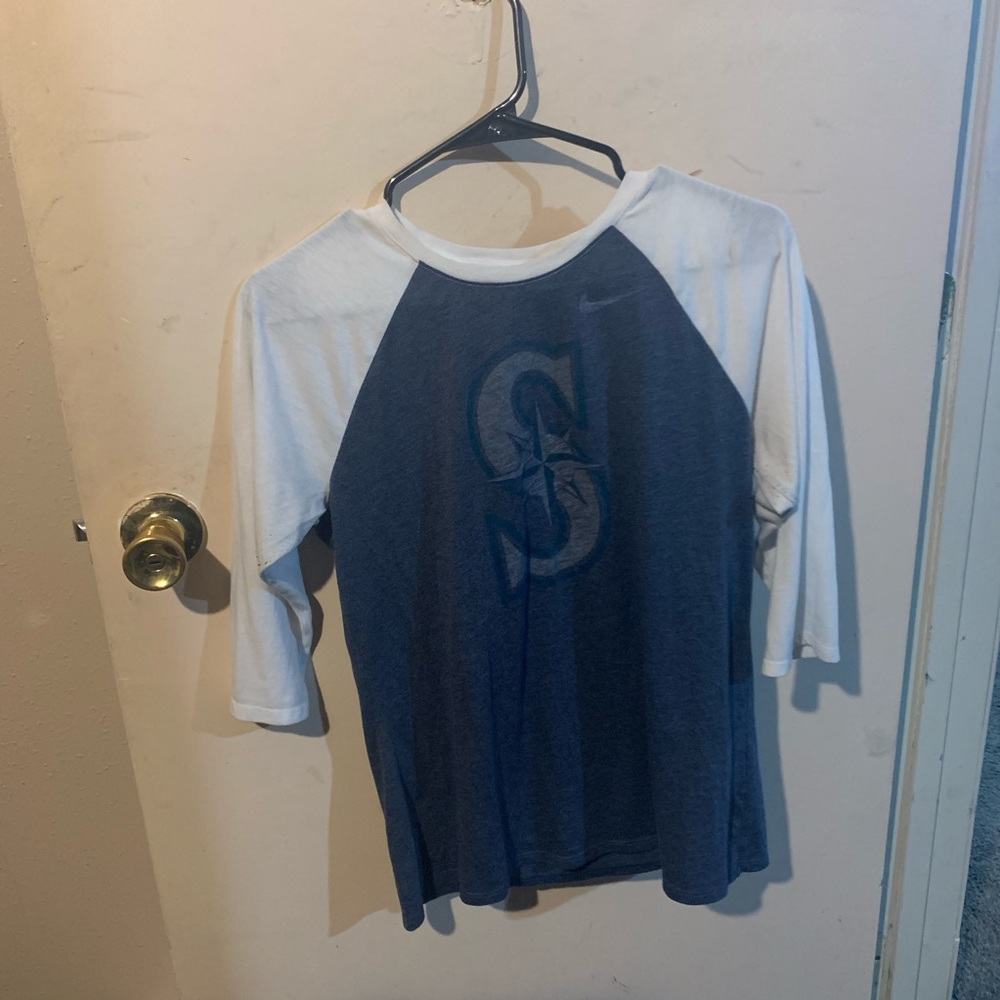 Seattle Mariners merch tee